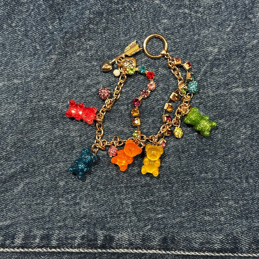 NWTO Betsey Johnson Gummy Bear bracelet